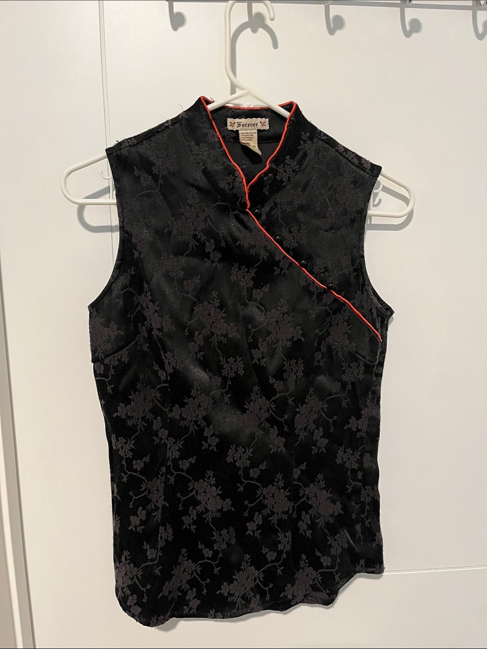 Vintage Y2K Forever 21 Black Red Trim Satin Floral Top Geisha Girl Asian Design